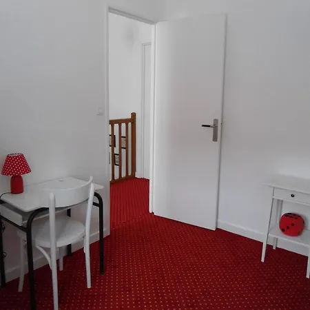 בית נופש Le Domaine Excellencia Troissy
